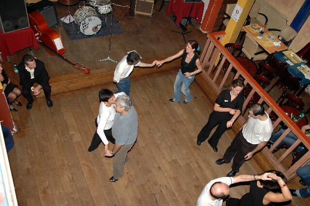 min 2006 11 21 latino 111